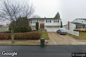 83 Blackstone Rd, Port Reading, NJ 07064