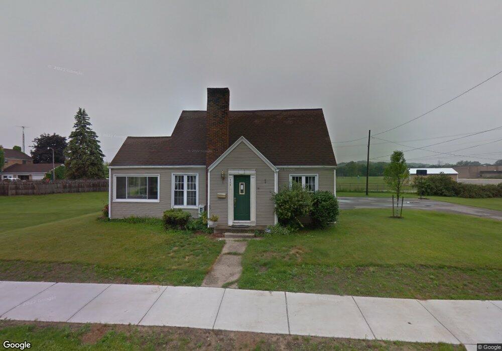 624 Amity St, Lowell, MI 49331 - photo 1