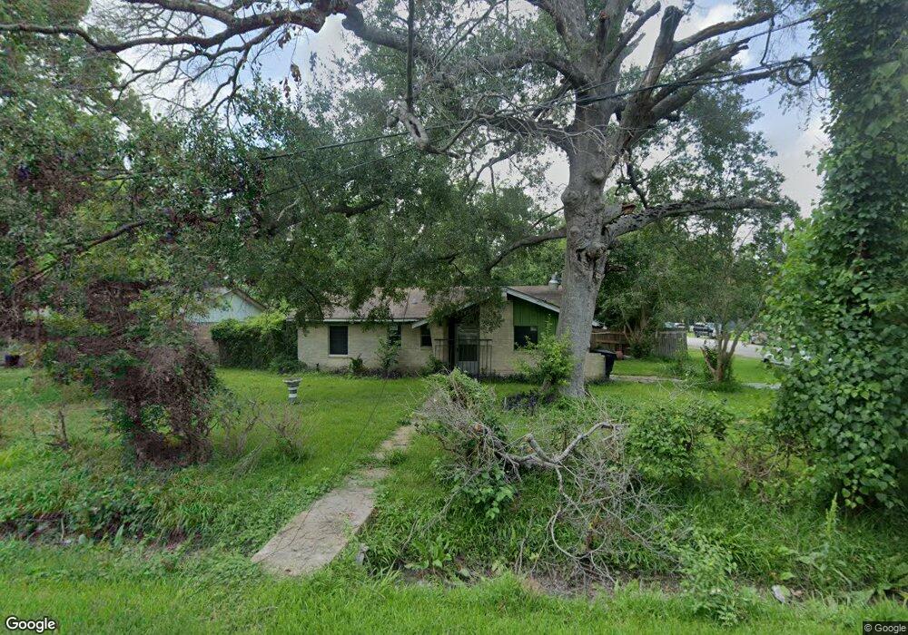 200 Betral St, Houston, TX 77022 - photo 1