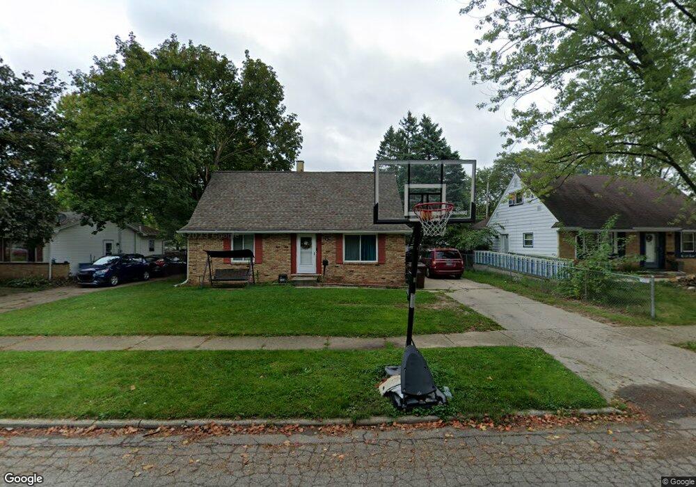 3721 Wedgewood Dr, Lansing, MI 48911 - photo 1