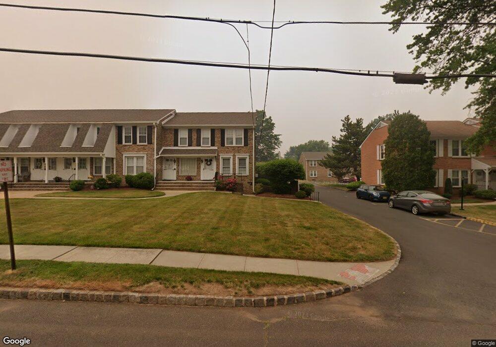 89 Briarwood Path unit 89, Clark, NJ 07066 - photo 1