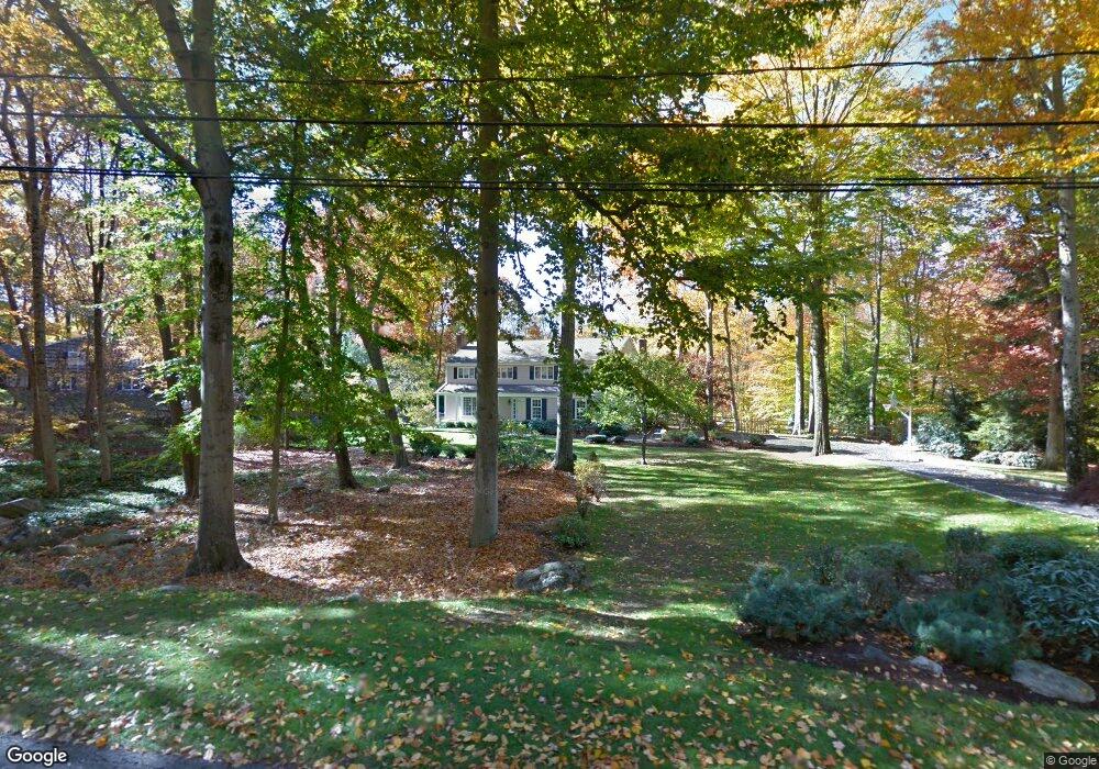 8 Bittersweet Rd, Weston, CT 06883 - photo 1