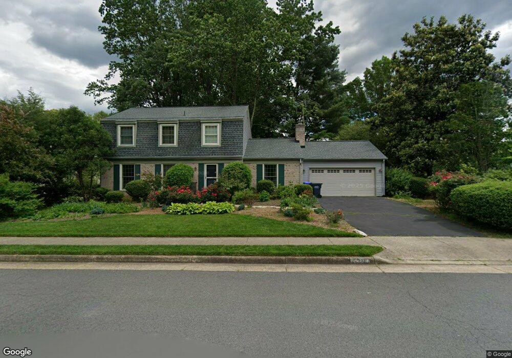 5319 Lindsay St, Fairfax, VA 22032 - photo 1