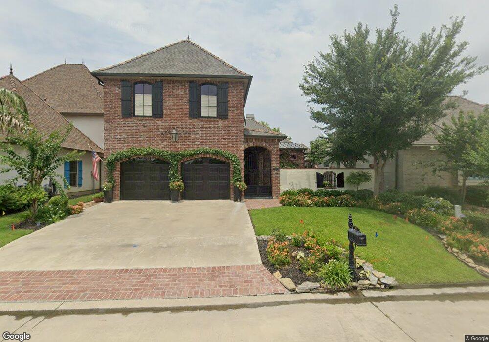 922 Toulouse Dr, Lake Charles, LA 70605 - photo 1