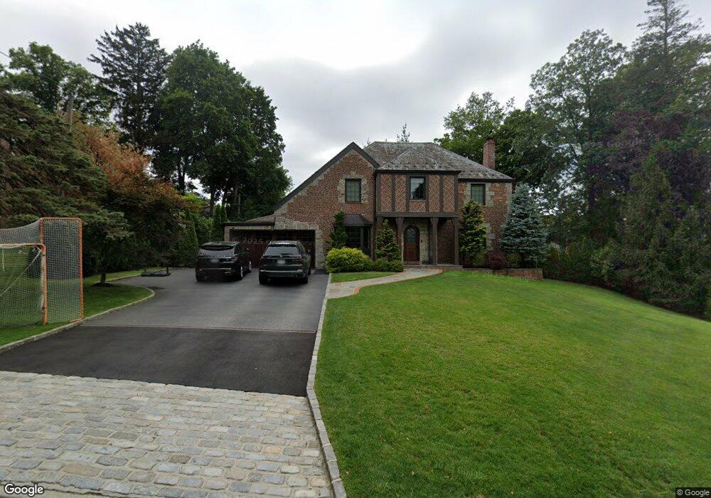 148 Rockcrest Rd, Manhasset, NY 11030 - photo 1