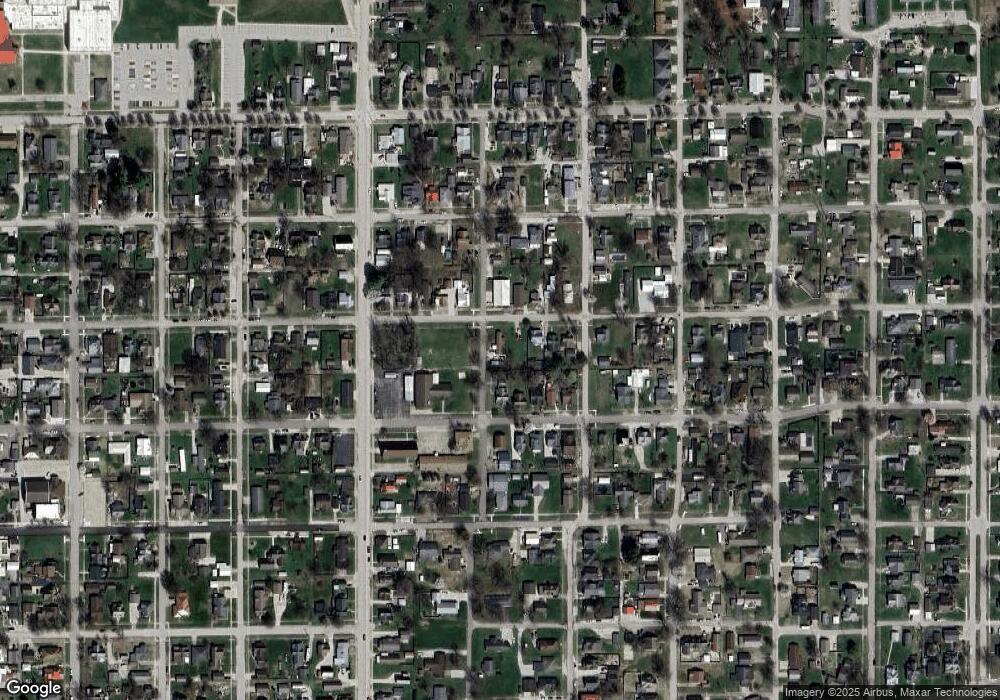 509 F St NE, Linton, IN 47441 - photo 1