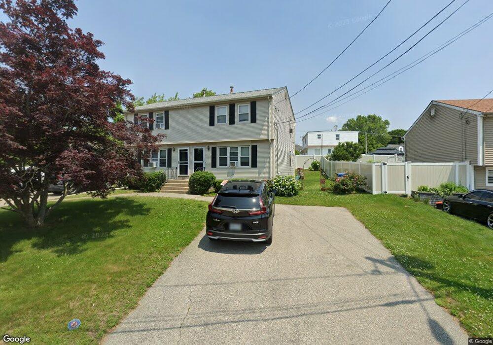 19 Pavilion Ct, Cranston, RI 02920 - photo 1