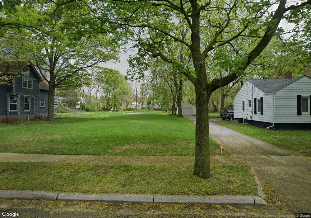 439 Allis St, Adrian, MI 49221 - photo 1