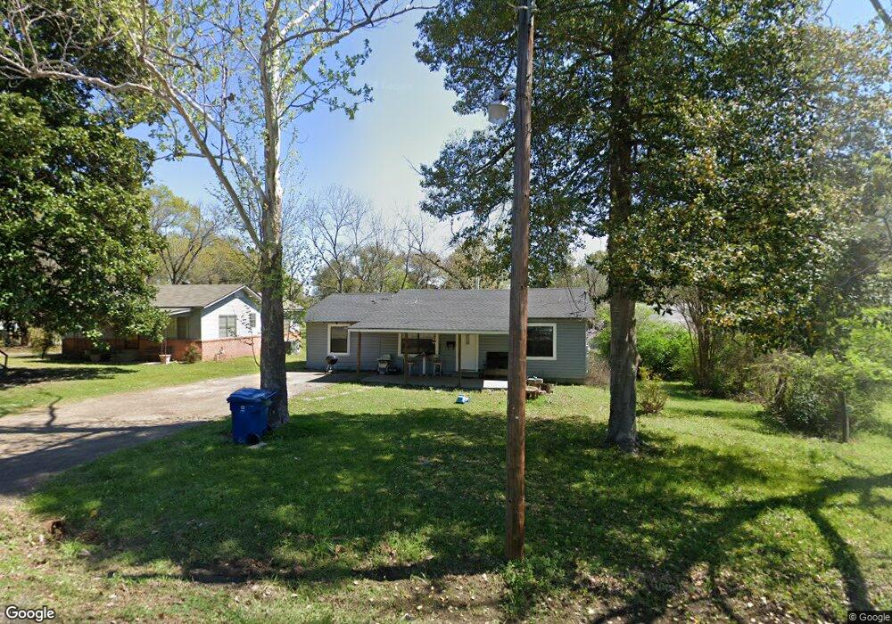 728 N Cypress St, Vivian, LA 71082 - photo 1