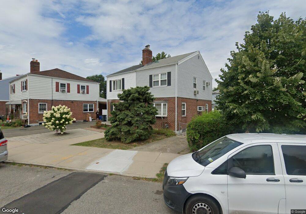 13845 64th Ave, Flushing, NY 11367 - photo 1