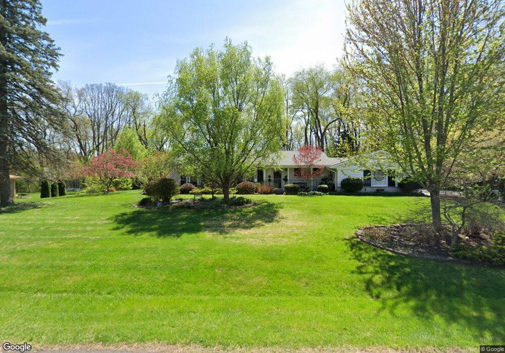 1174 Peveril Rd, Bloomfield Hills, MI 48304 - photo 1