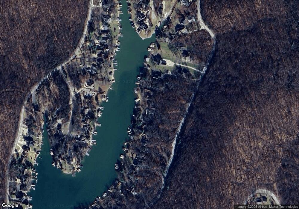 11811 W Grandview Dr, Columbus, IN 47201 - photo 1