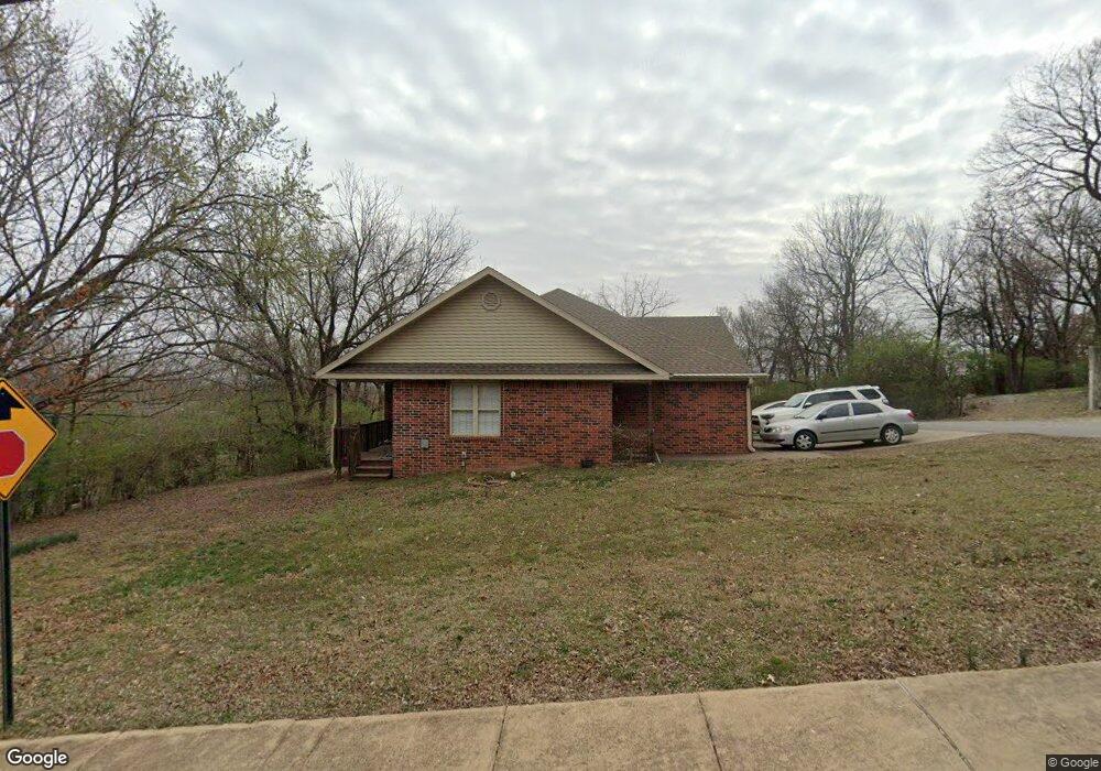 111 E Rock St, Fayetteville, AR 72701 - photo 1