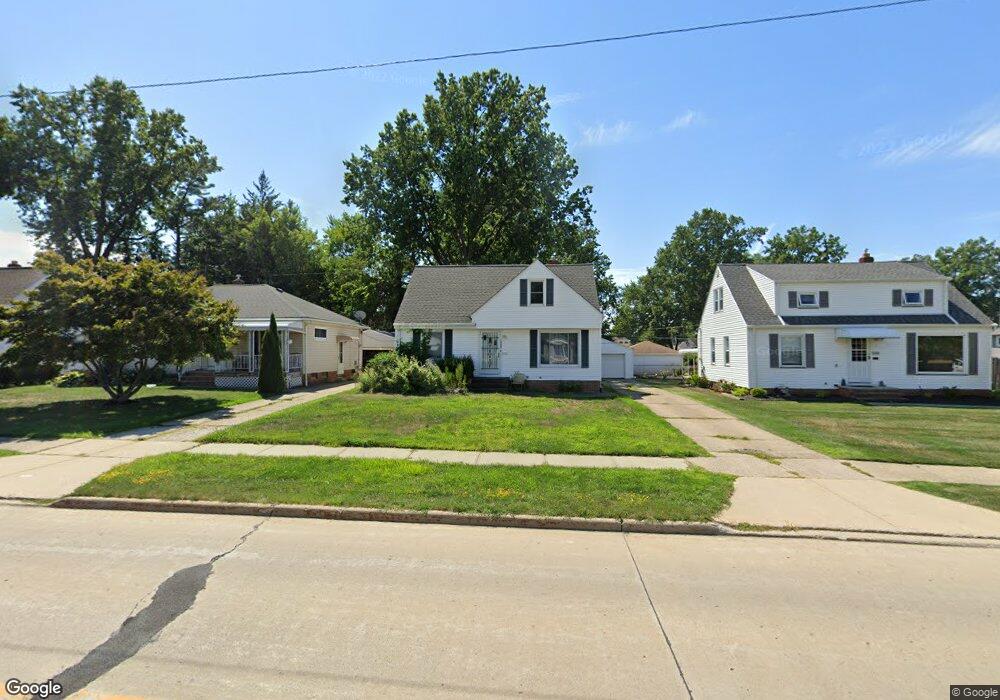 1574 Rush Rd, Wickliffe, OH 44092 - photo 1