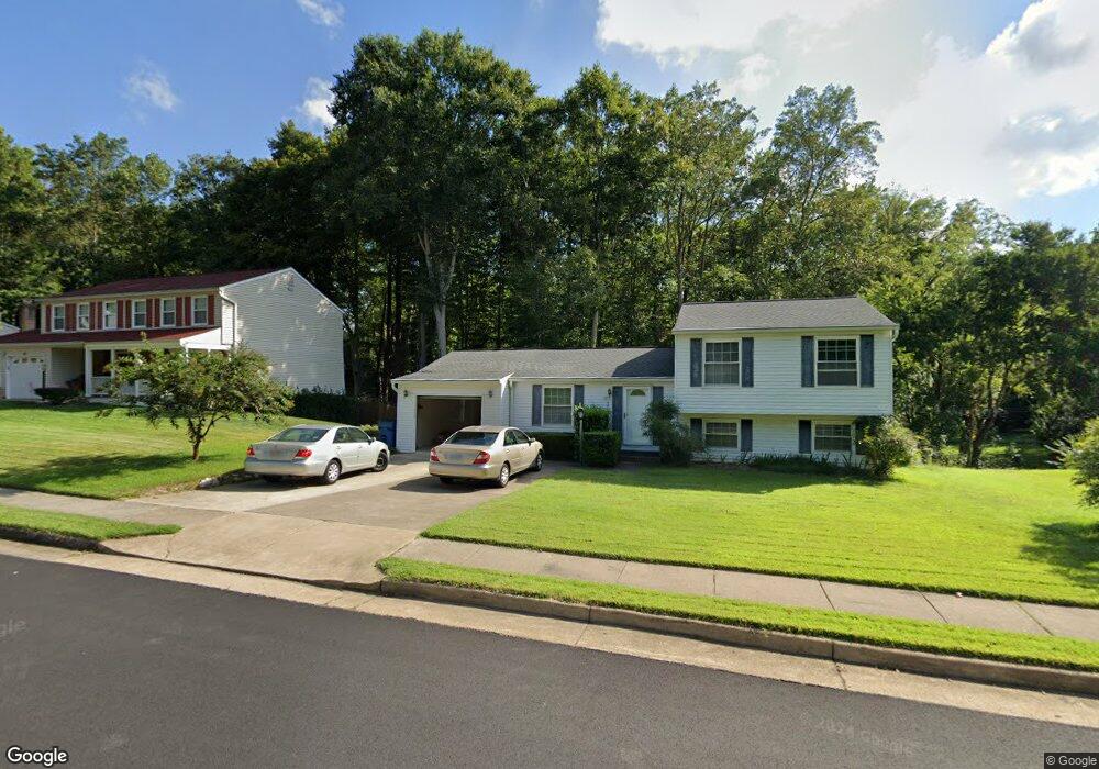 7717 Middle Valley Dr, Springfield, VA 22153 - photo 1