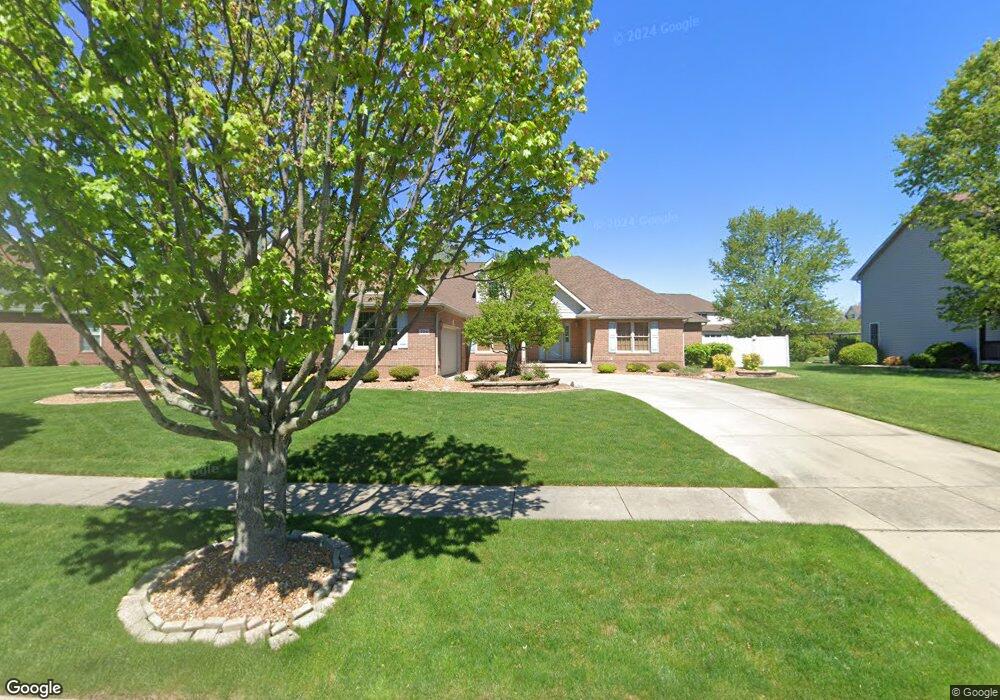 704 Pennock Cir, Crown Point, IN 46307 - photo 1