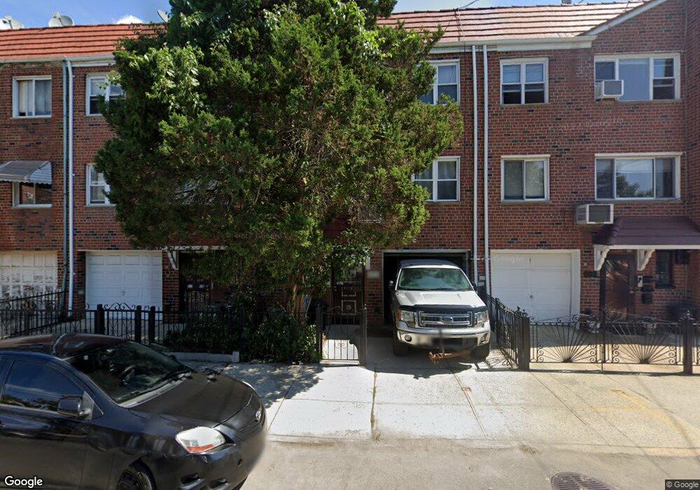 4711 Newtown Rd, Astoria, NY 11103 - photo 1