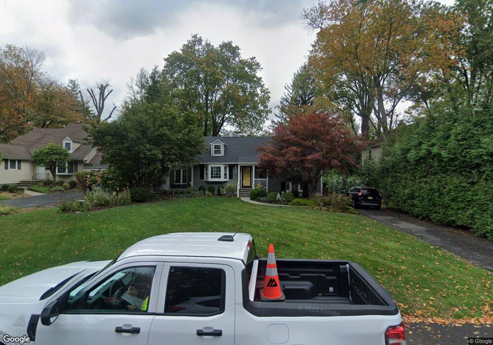 1825 Quimby Ln, Scotch Plains, NJ 07076 - photo 1