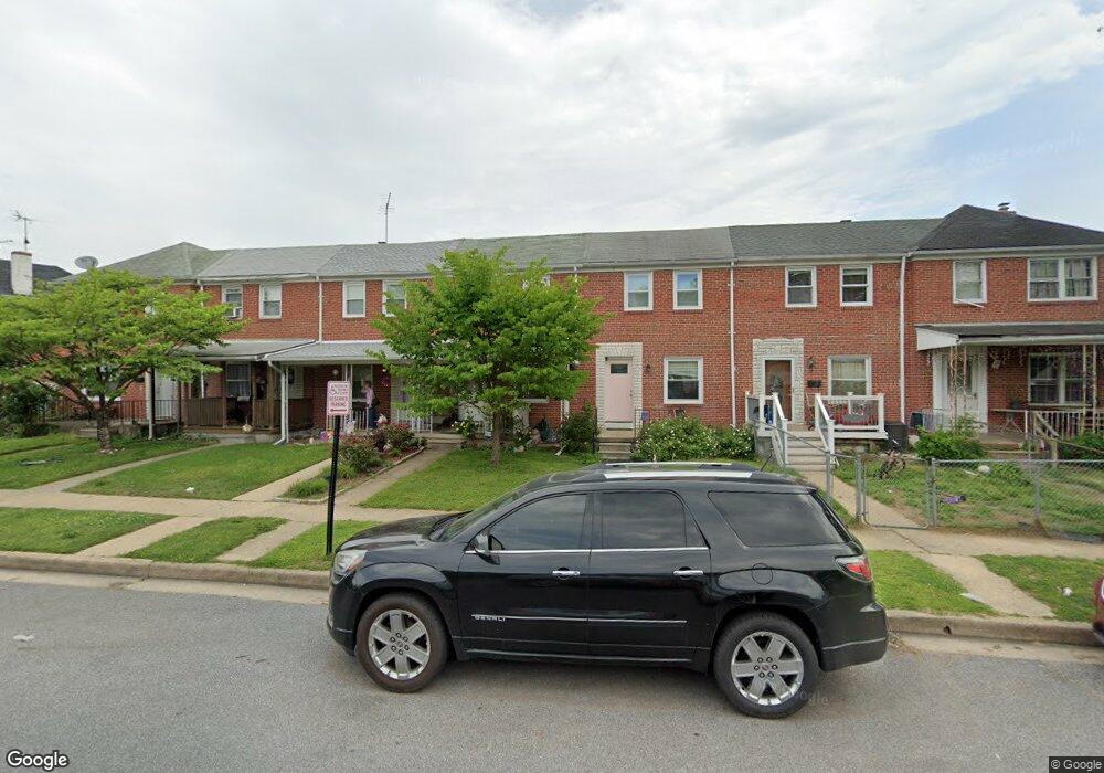 315 Grovethorn Rd, Middle River, MD 21220 - photo 1