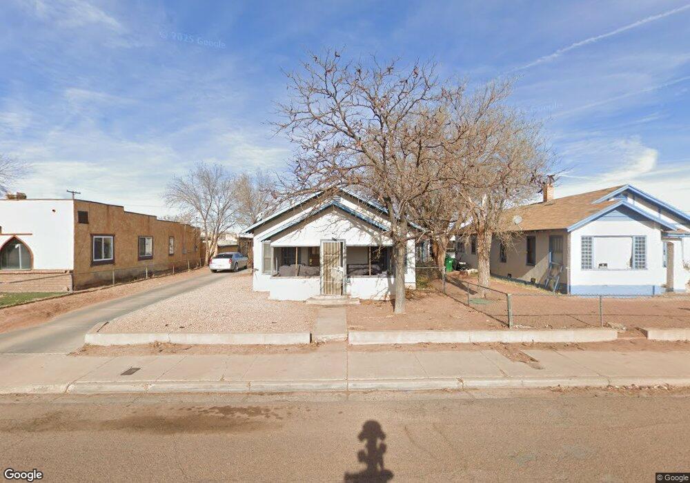 903 N Apache Ave, Winslow, AZ 86047 - photo 1