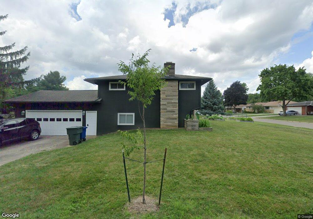 925 Janet Dr, Columbus, OH 43224 - photo 1