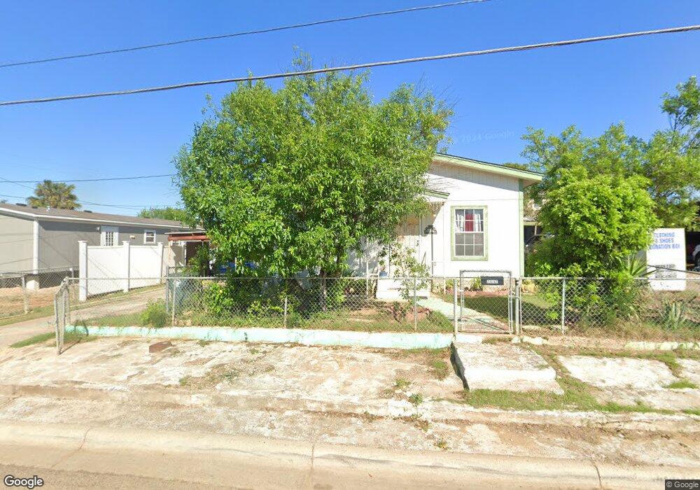 2613 Marcella Ave, Laredo, TX 78040 - photo 1