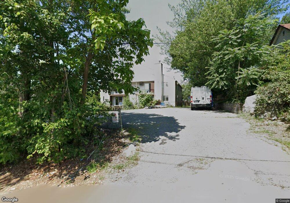 220 Smith St unit 5/1, Lowell, MA 01851 - photo 1