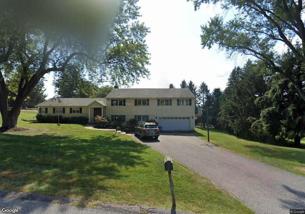 15 Roundridge Rd, Lutherville Timonium, MD 21093 - photo 1