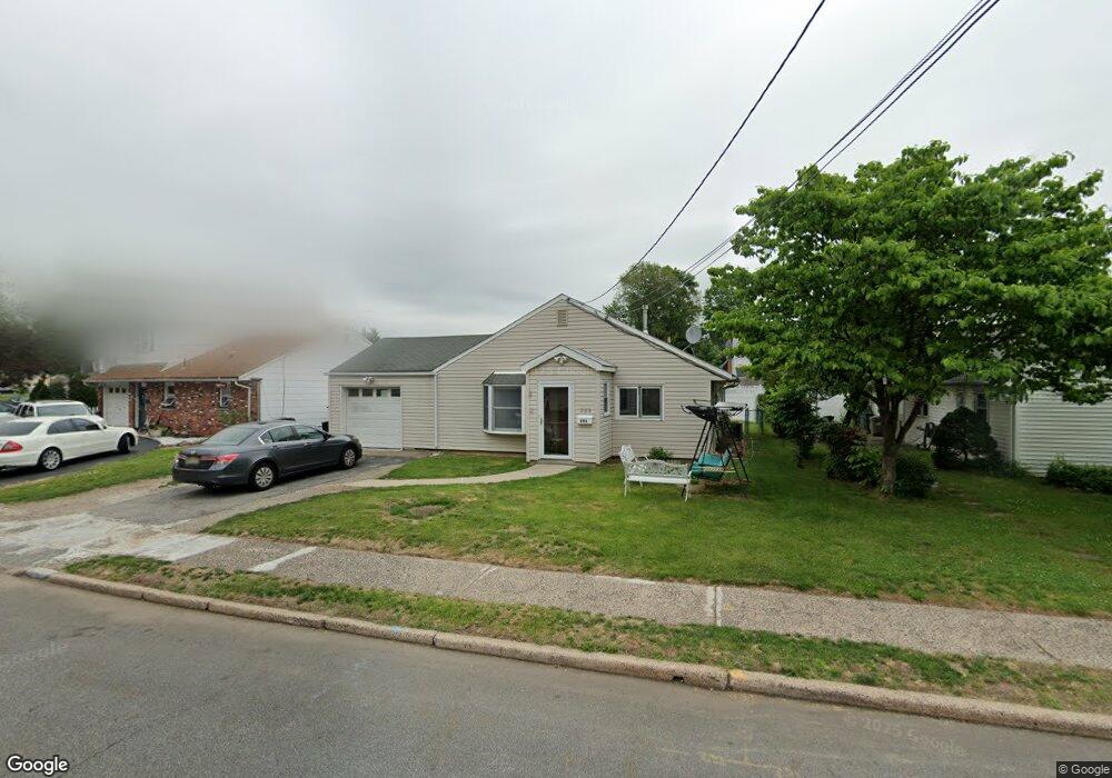 233 Howard Ave, Rochelle Park, NJ 07662 - photo 1