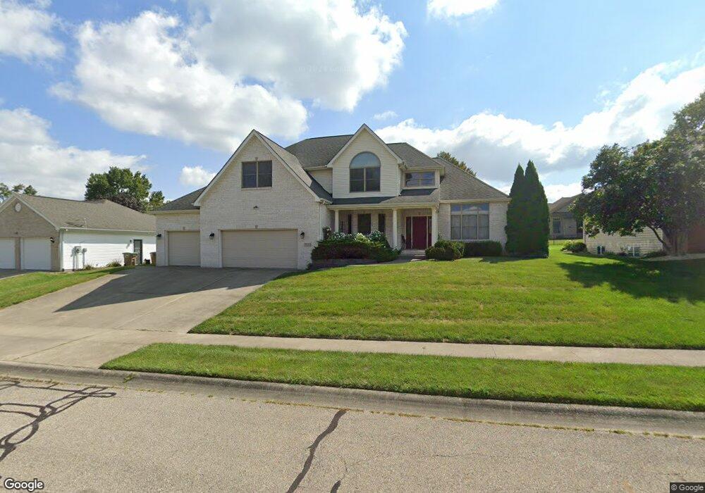 3233 Skyview Ct, Columbus, IN 47203 - photo 1