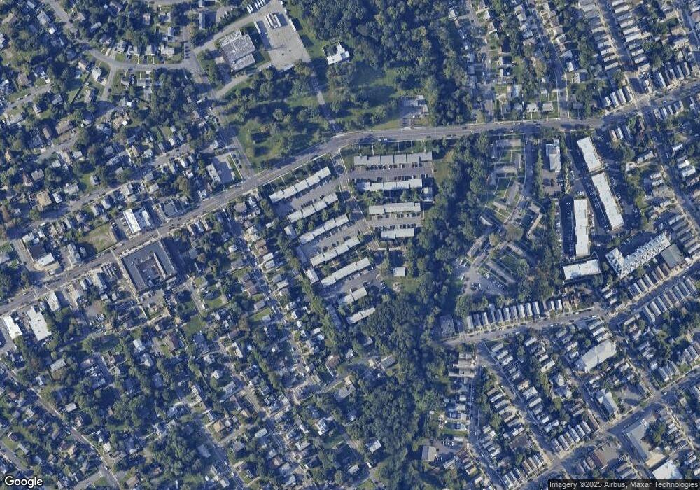 442 Hamilton St unit A, Somerset, NJ 08873 - photo 1