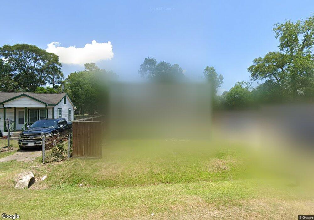 2434 Carmel St, Houston, TX 77091 - photo 1