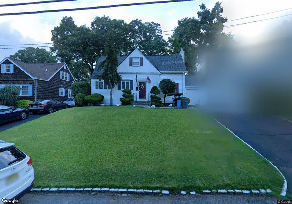 314 Martin Rd, Union, NJ 07083 - photo 1