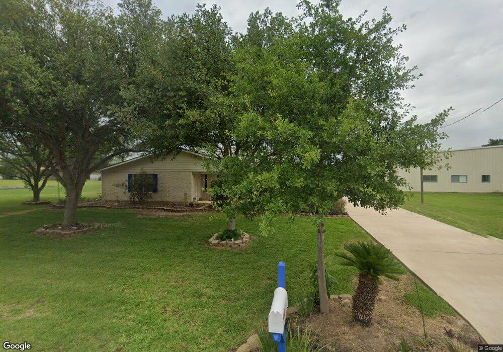 32124 Skyway Ln, Waller, TX 77484 - photo 1