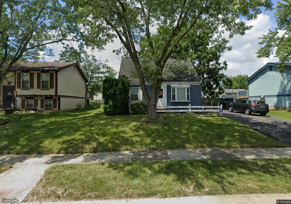 1551 Red Leaf Ln, Columbus, OH 43223 - photo 1