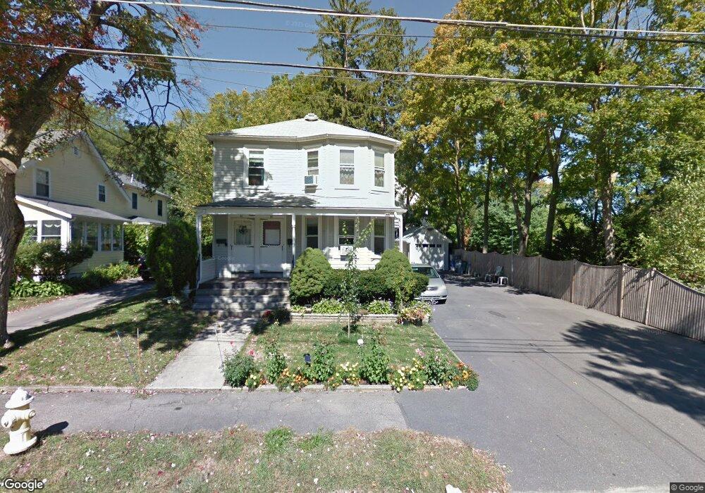 39 Walnut St, Needham, MA 02492 - photo 1