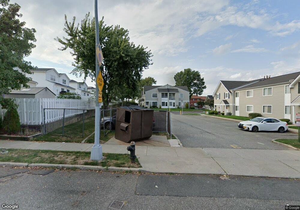 665 Correll Ave unit 215, Staten Island, NY 10309 - photo 1