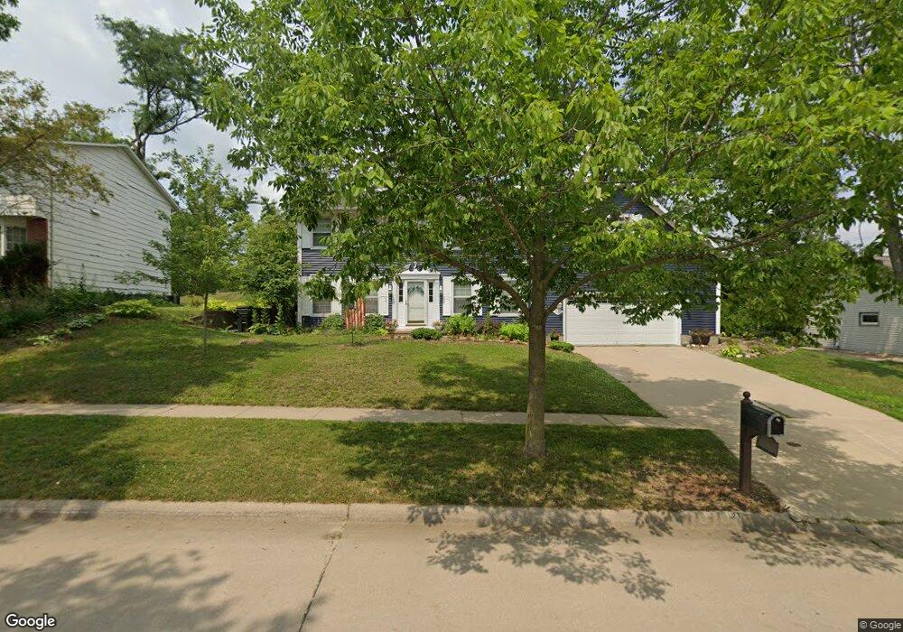 3121 Adirondack Dr NE, Cedar Rapids, IA 52402 - photo 1