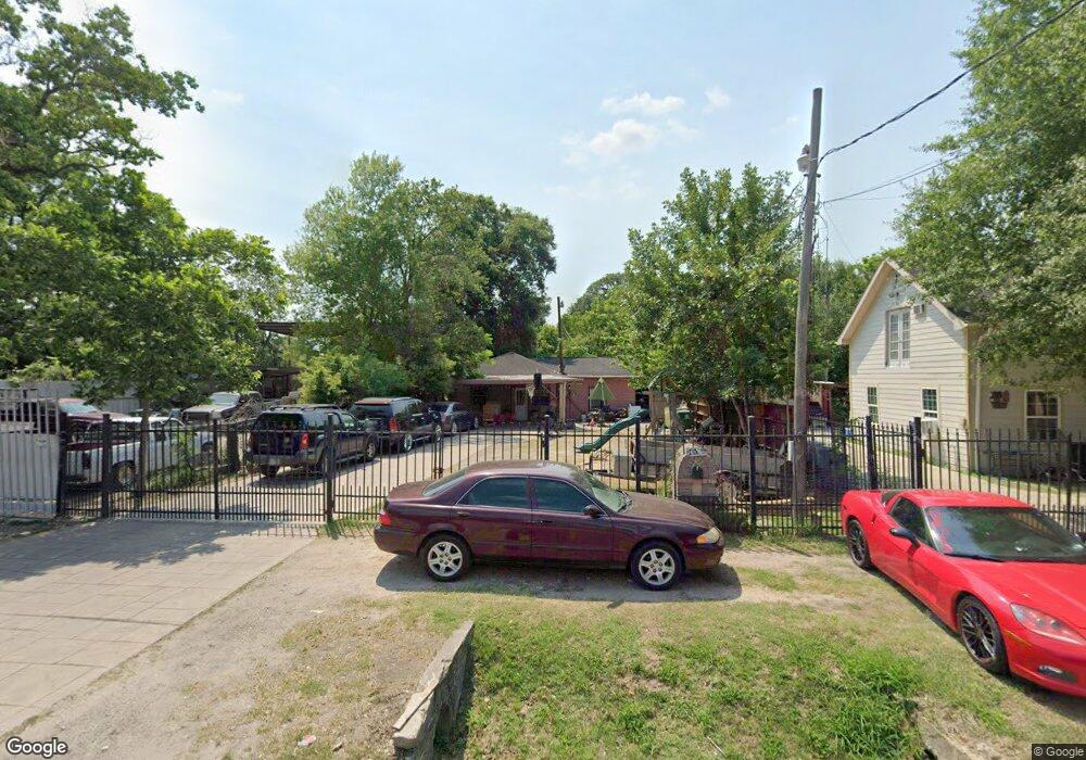 6616 1/2 Saint Augustine St, Houston, TX 77021 - photo 1