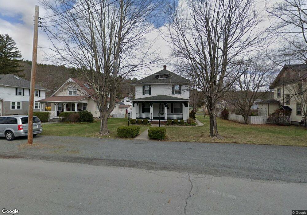 311 W Catherine St, Milford, PA 18337 - photo 1