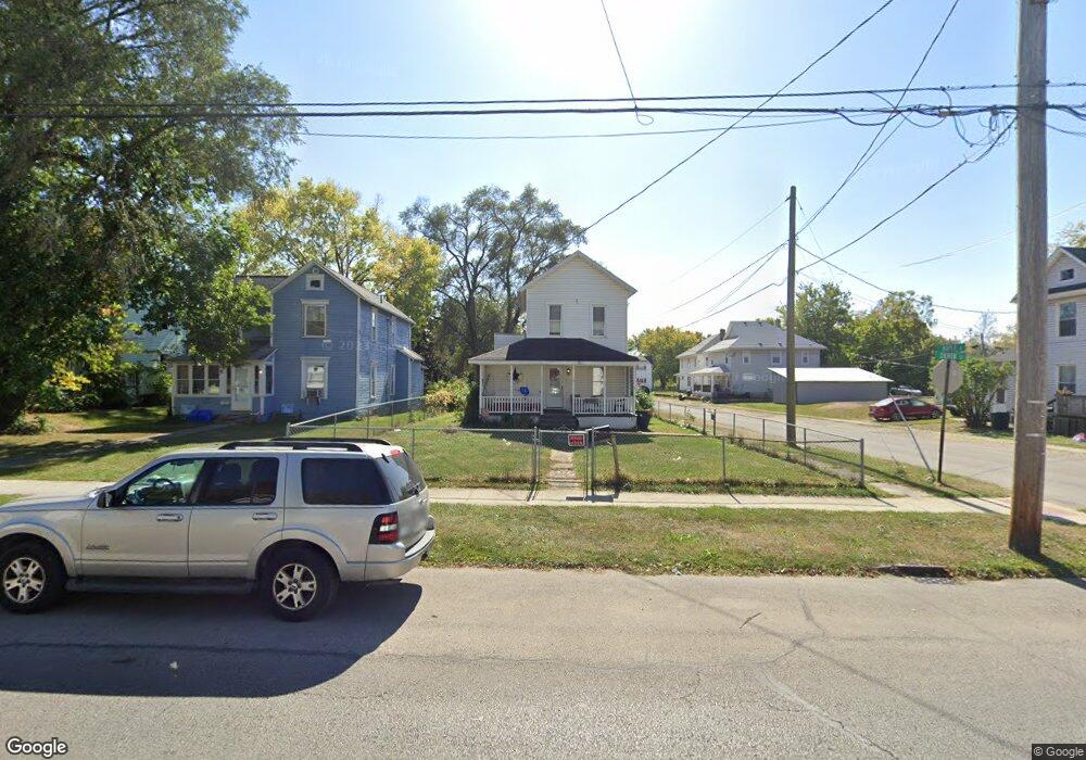 327 Silver St, Marion, OH 43302 - photo 1