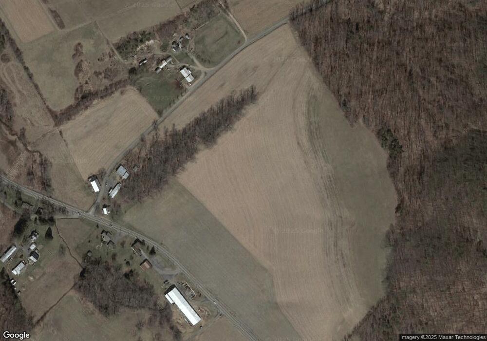 7 Dix Hill Rd, New Bloomfield, PA 17068 - photo 1