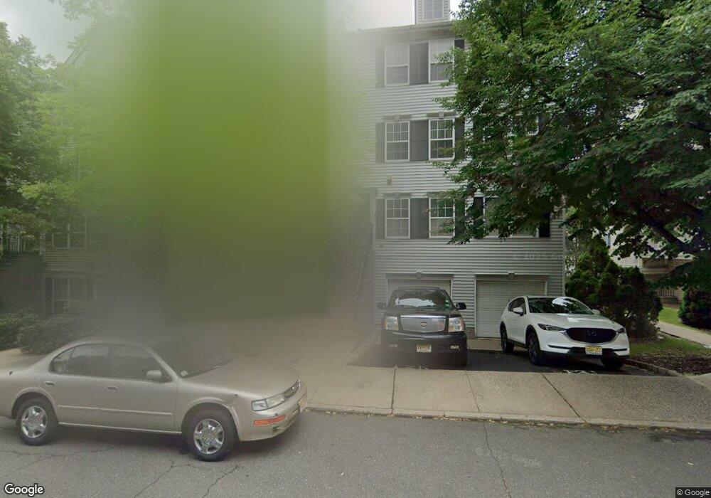 34 Krueger Ct, Newark, NJ 07103 - photo 1