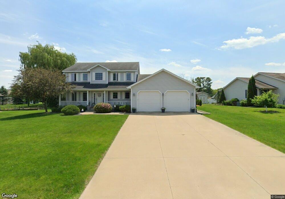535 Sequoia Ln, Zumbrota, MN 55992 - photo 1