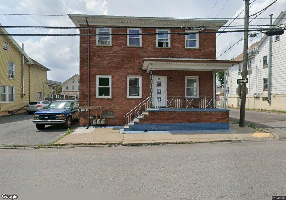 98 N Cedar St, Hazleton, PA 18201 - photo 1