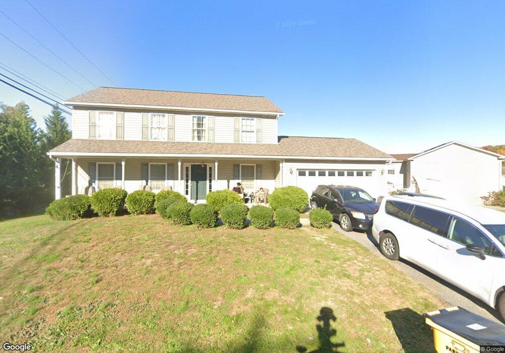 11 Willowby Ct, Bunker Hill, WV 25413 - photo 1