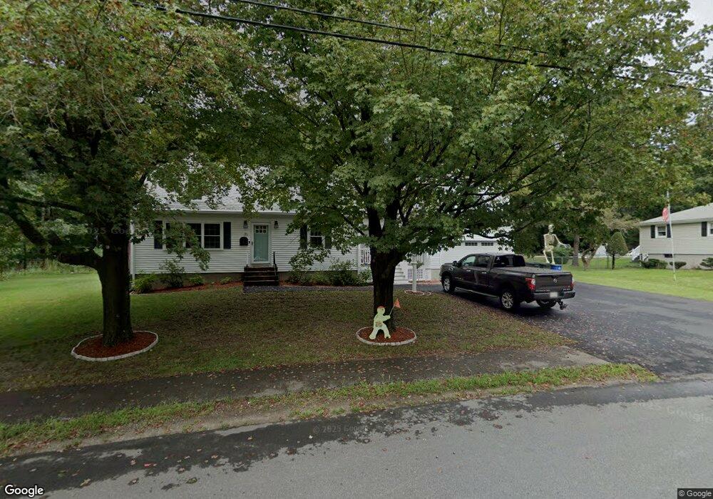 71 Hemlock St, East Walpole, MA 02032 - photo 1