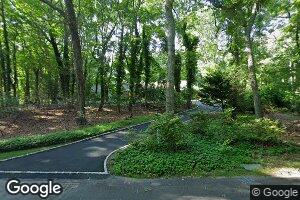 12 Woodhull Cove Ln, Setauket, NY 11733