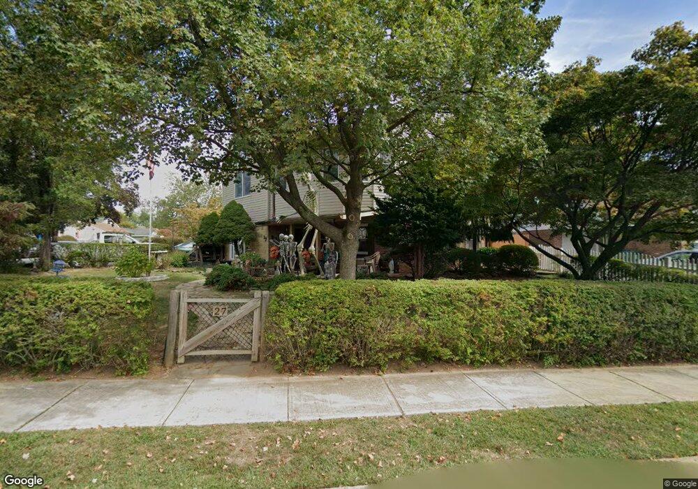 27 Roger Rd, Edison, NJ 08817 - photo 1