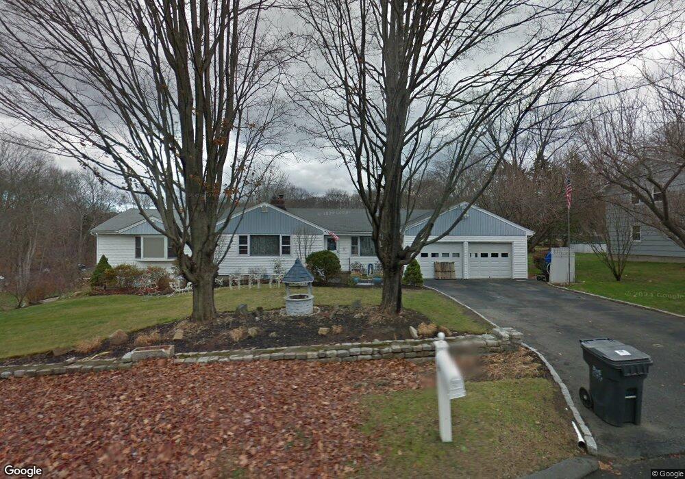 42 Franklin St, Trumbull, CT 06611 - photo 1